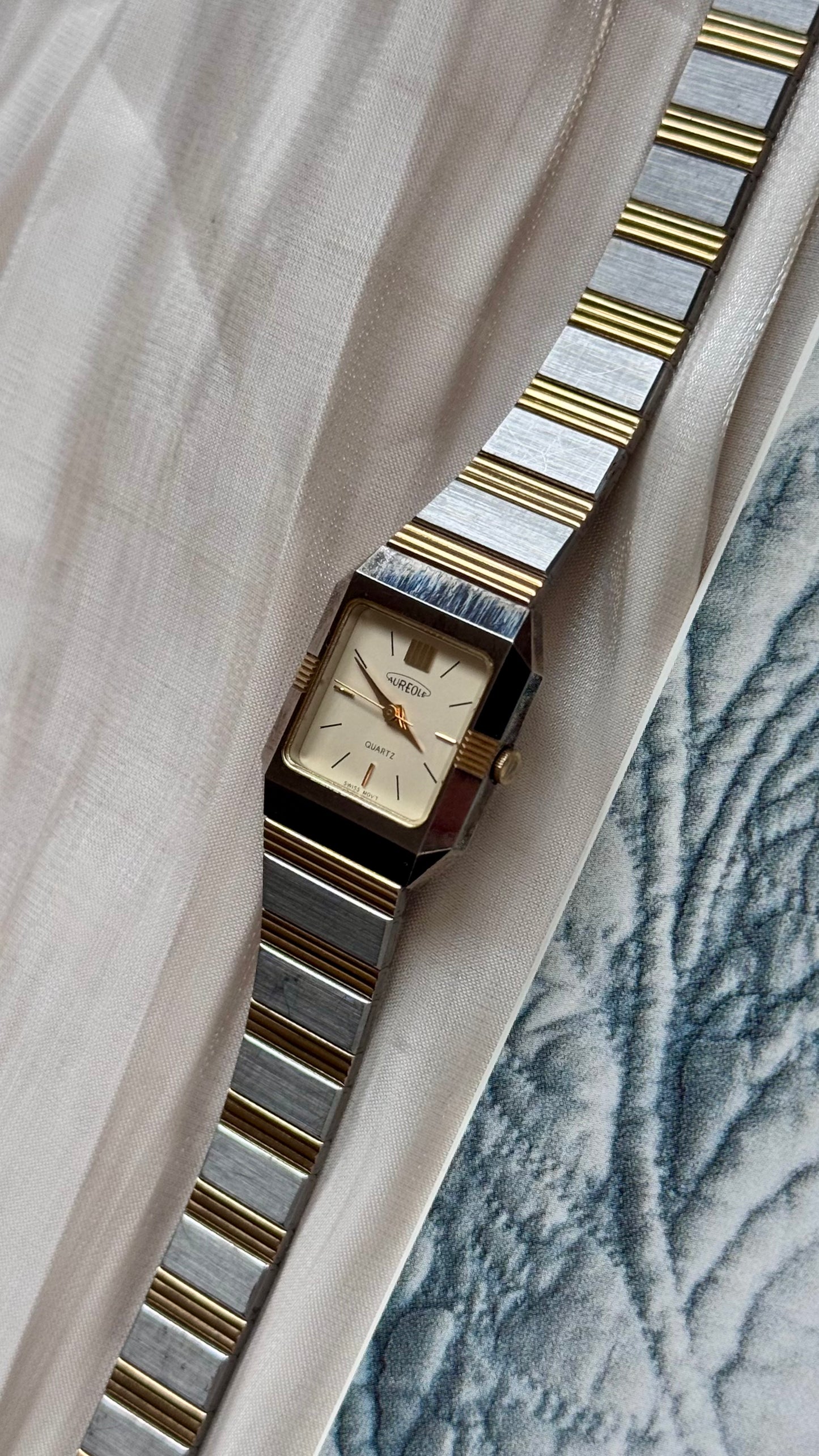 Vintage Aureole Watch 1990s