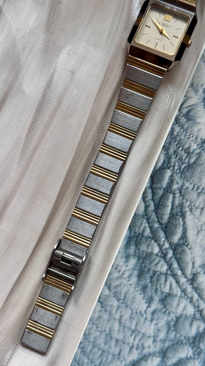 Vintage Aureole Watch 1990s