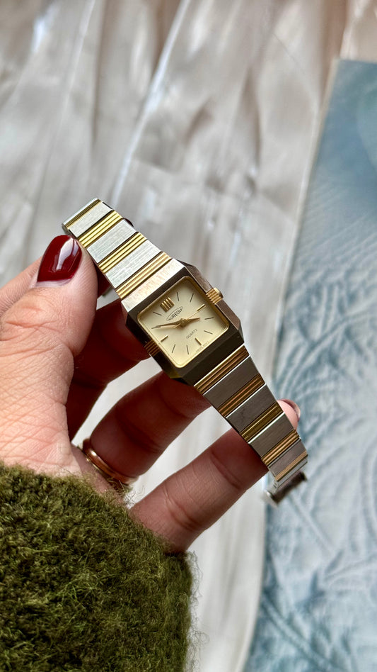 Vintage Aureole Watch 1990s