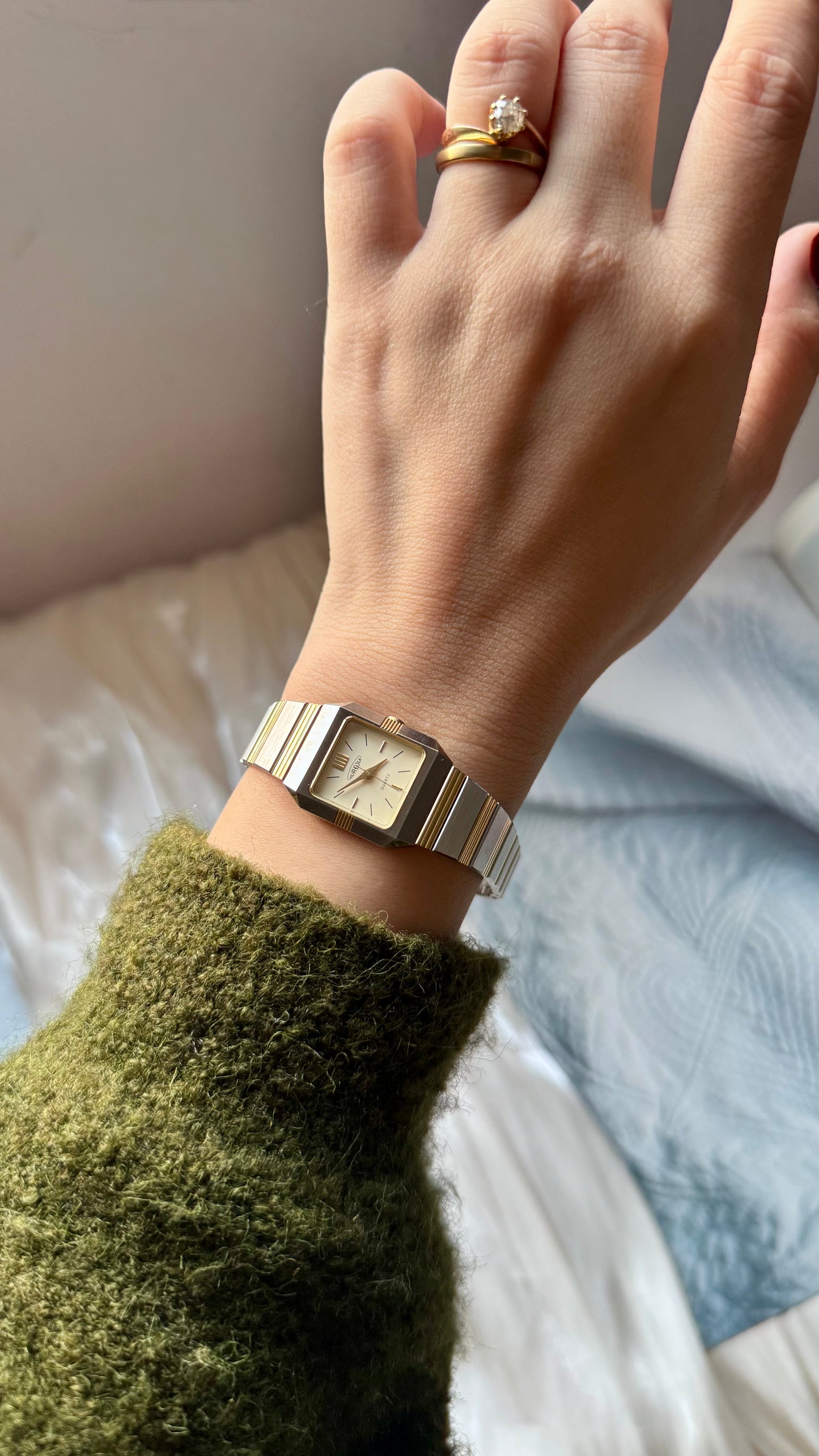 Vintage Aureole Watch 1990s