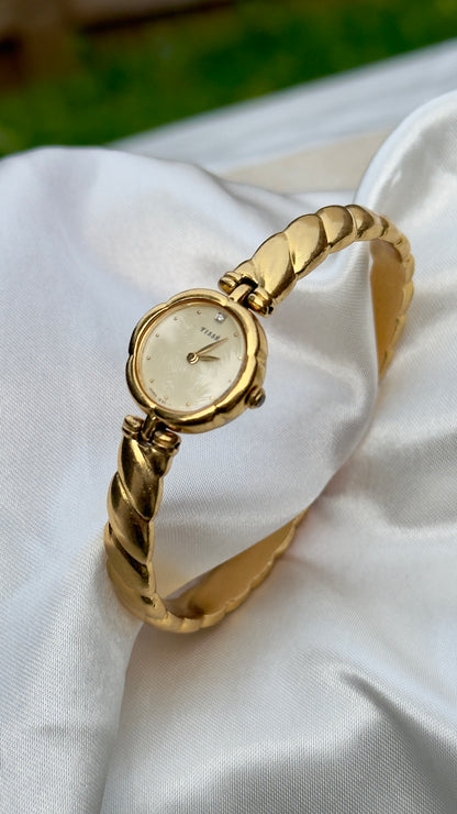 Super Rare Seiko Tissé Flower Case Bangle Watch 1991