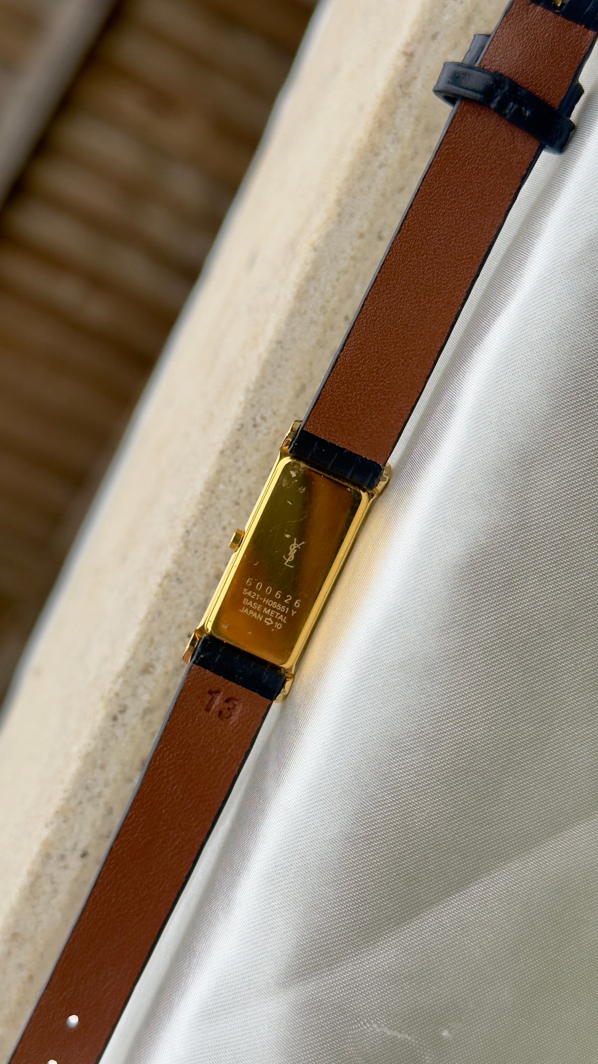 Yves Saint Laurent vintage watch (YSL) 1996 - Bespoke genuine leather