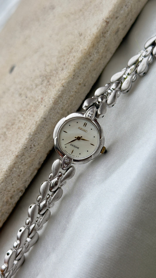 Super Rare Seiko Exceline Vintage Watch 1997 - Mother of Pearl Dial
