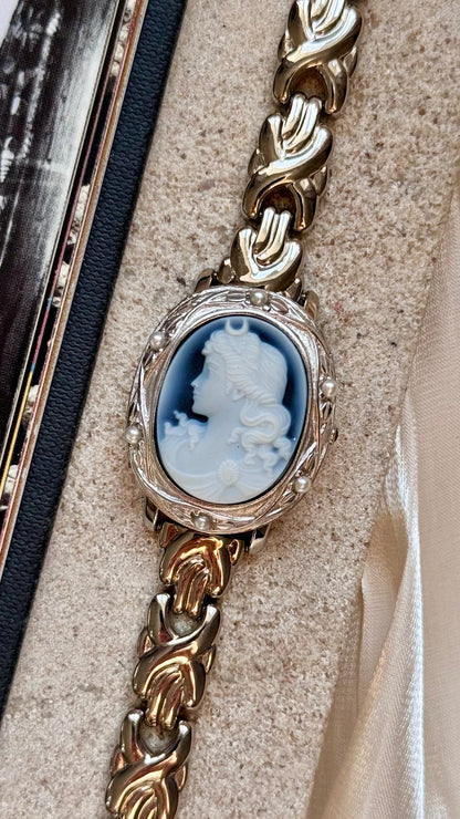 Cameo Peekaboo vintage watch