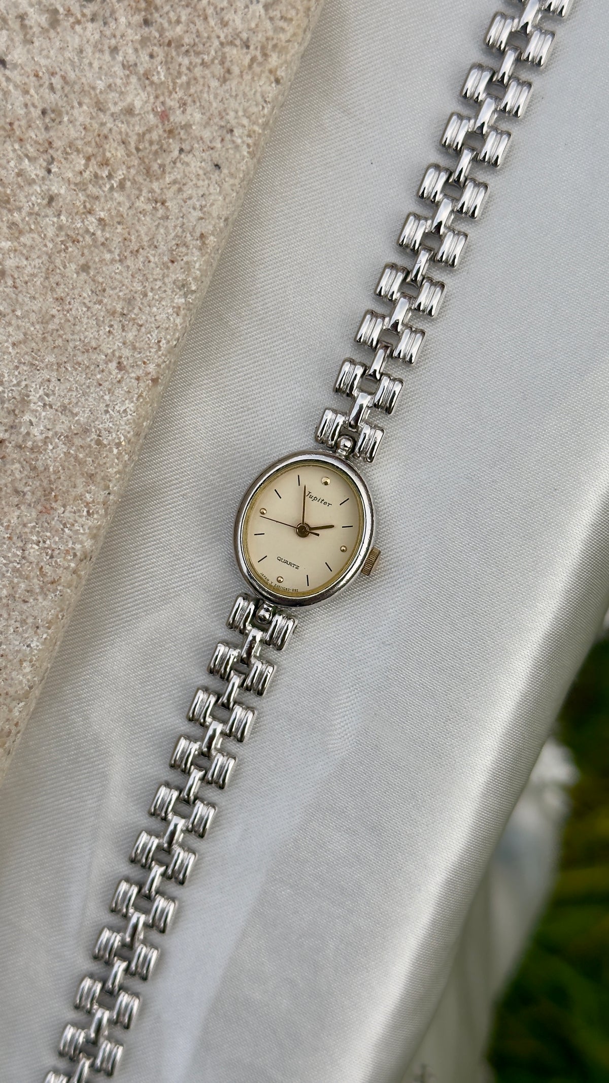ORIENT Vintage Watch 1990s - Oval Face, Near Mint