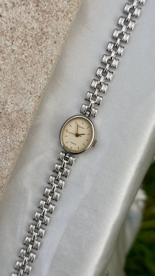 ORIENT Vintage Watch 1990s - Oval Face, Near Mint