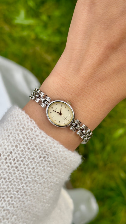 ORIENT Vintage Watch 1990s - Oval Face, Near Mint