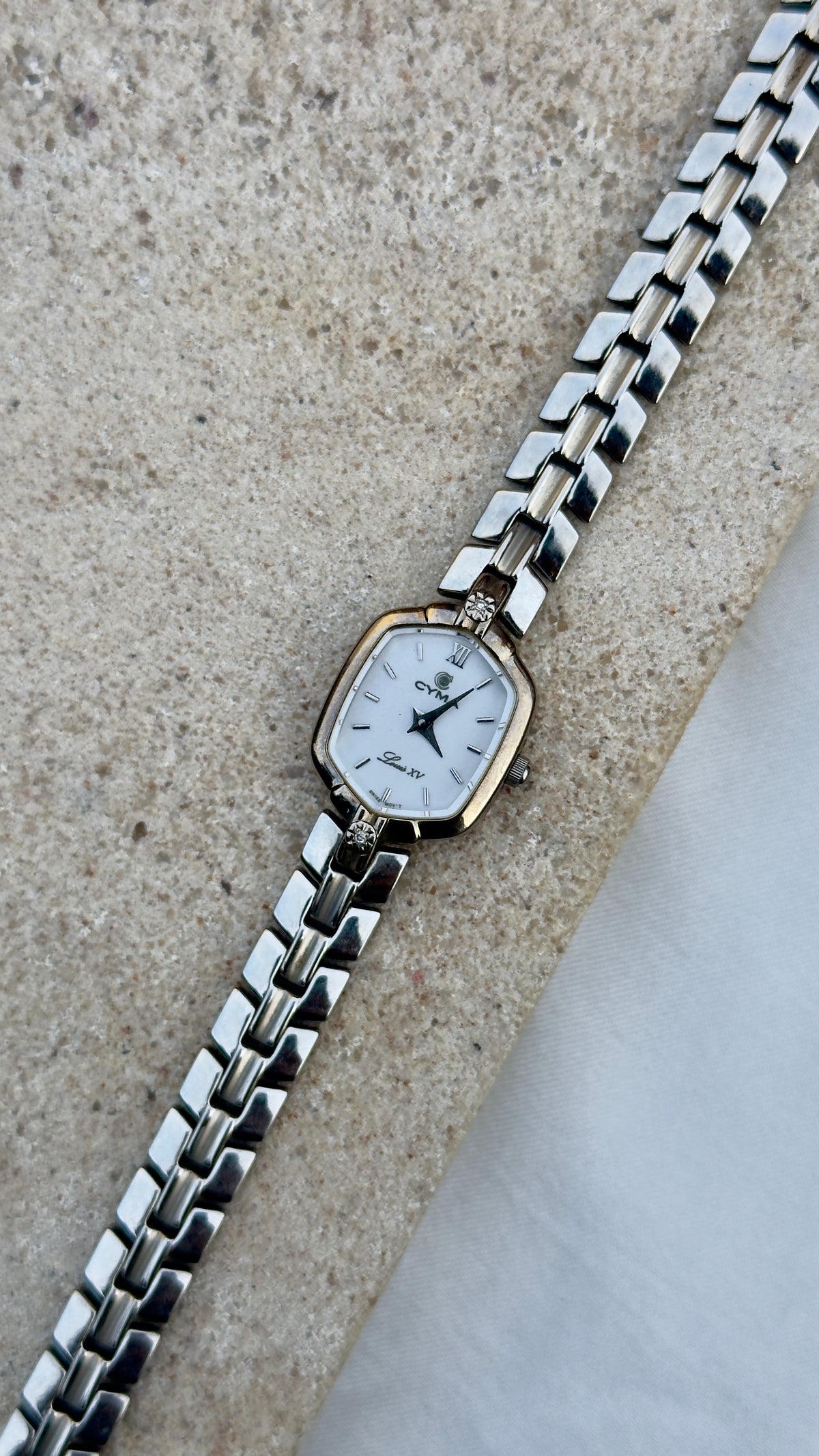 1980s Vintage Cyma Louis XV Watch - Diamonds