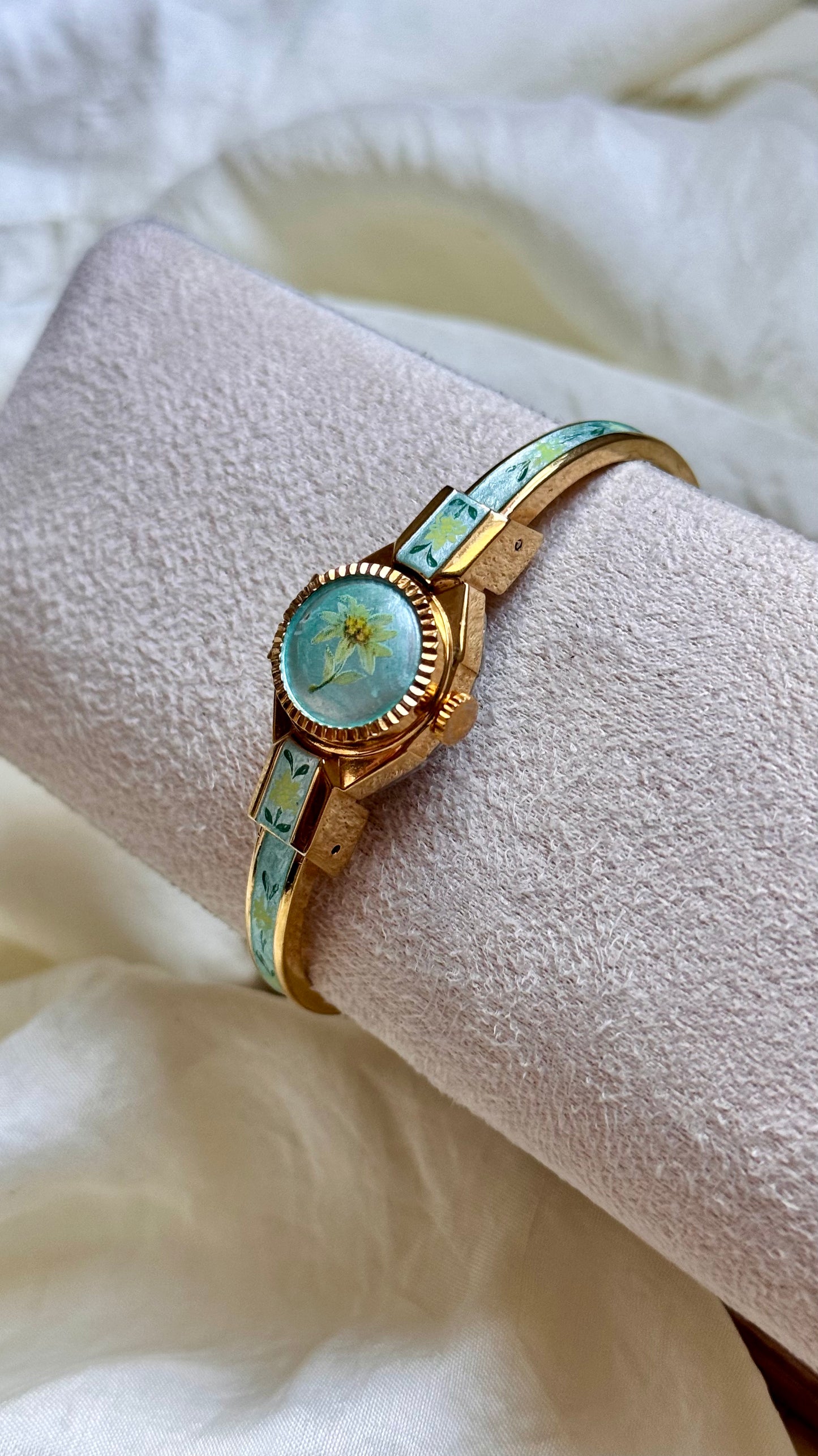 Curtis Peekaboo vintage watch