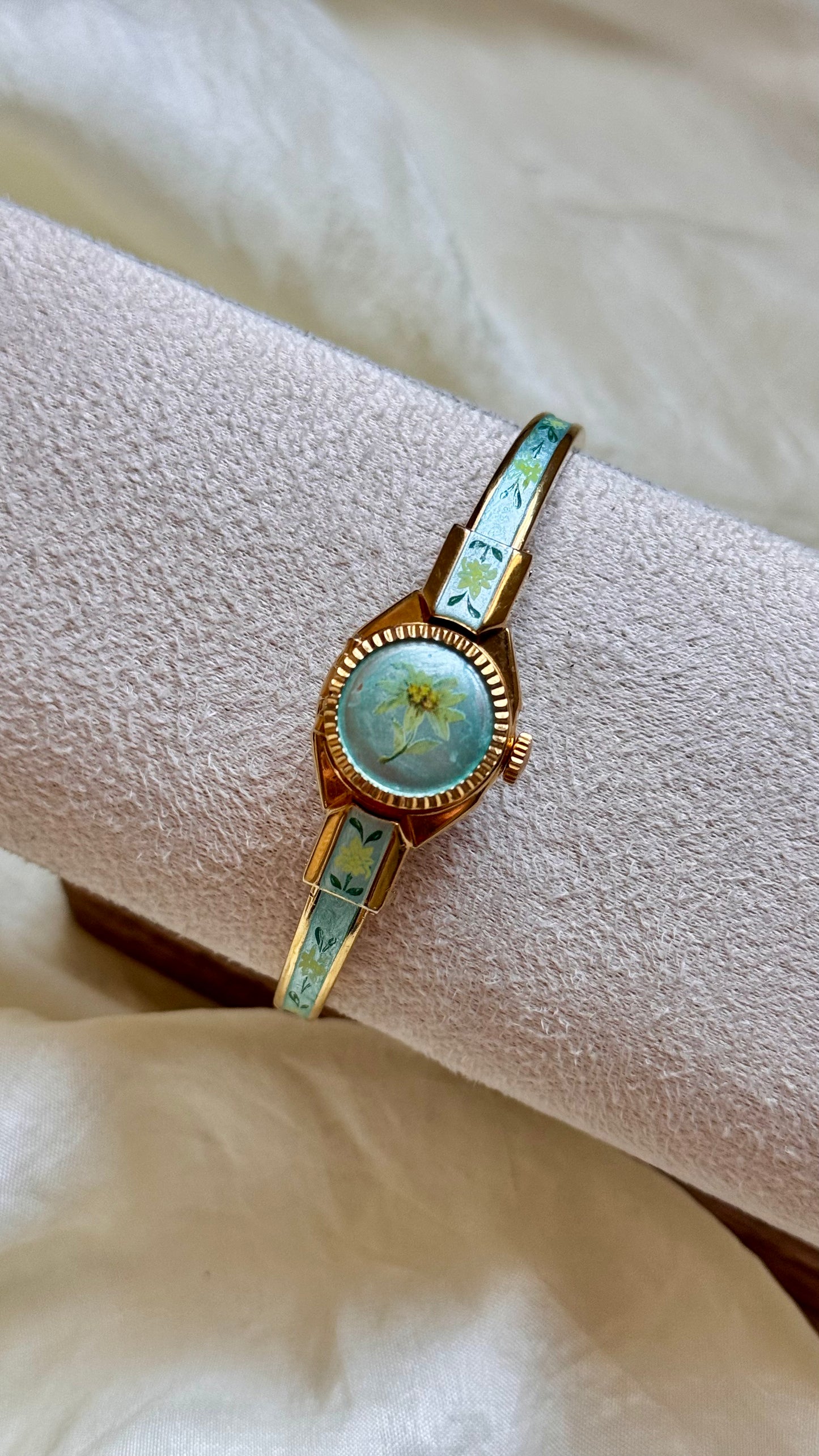 Curtis Peekaboo vintage watch