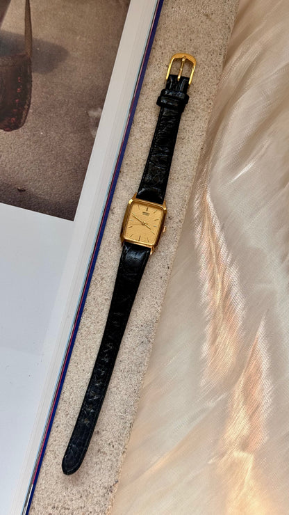 Seiko 1995 vintage watch - nickel alloy case