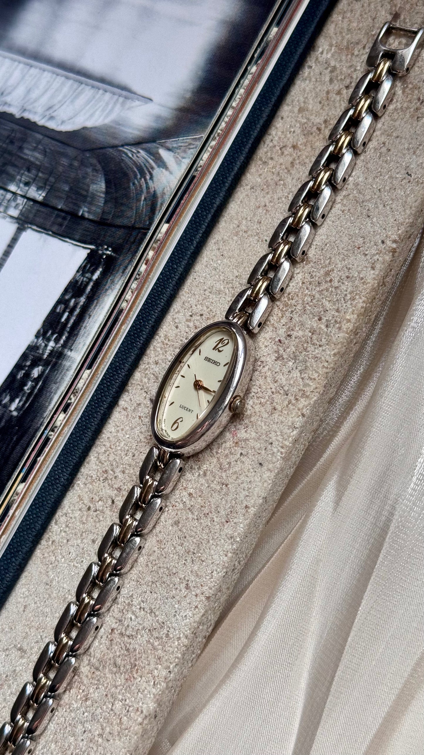 Seiko Lucent vintage watch