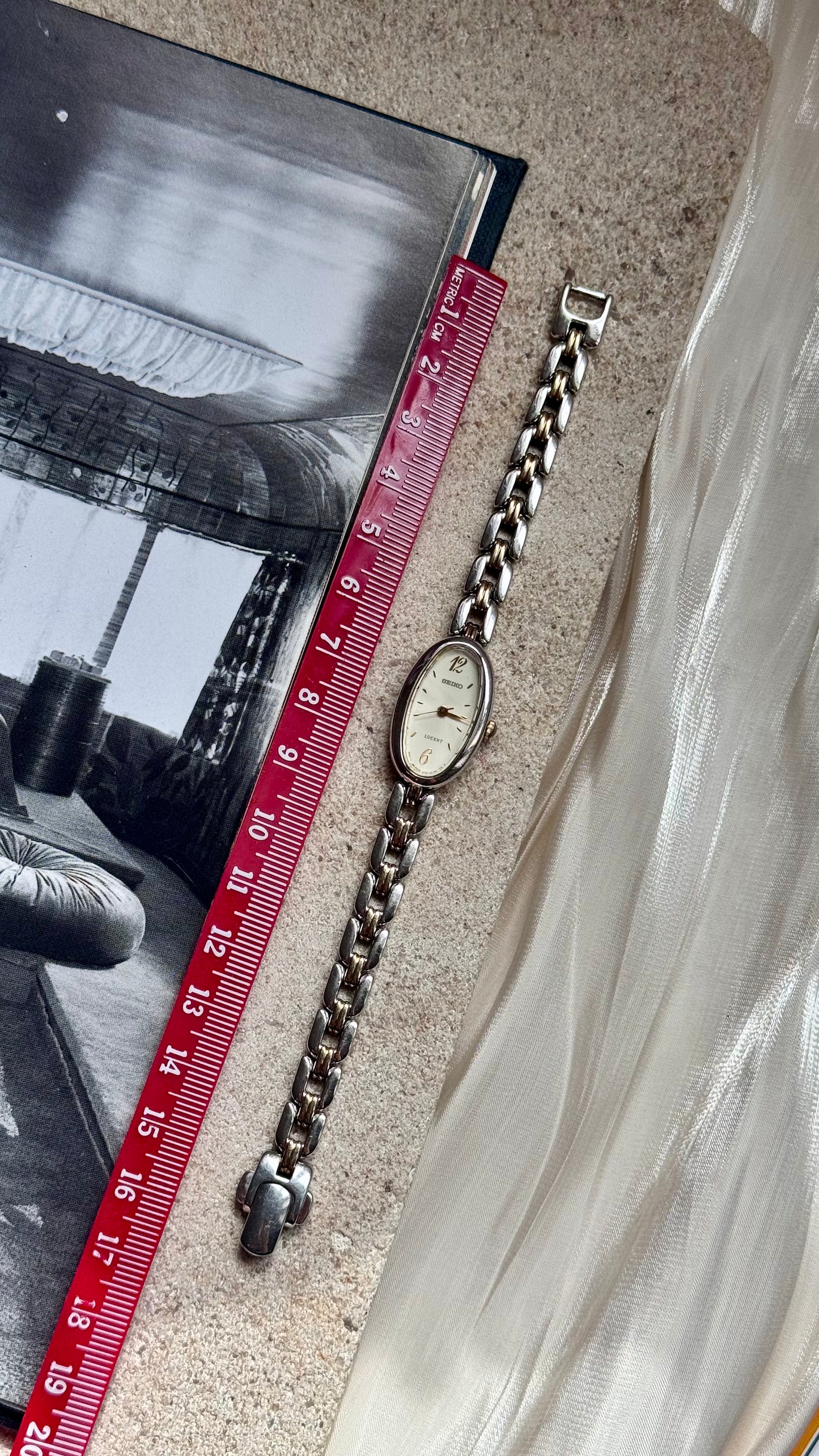 Seiko Lucent vintage watch