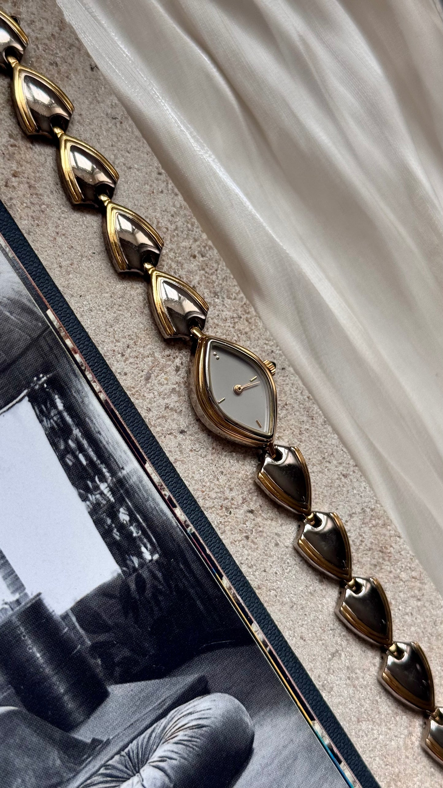 Pola by Citizen vintage watch