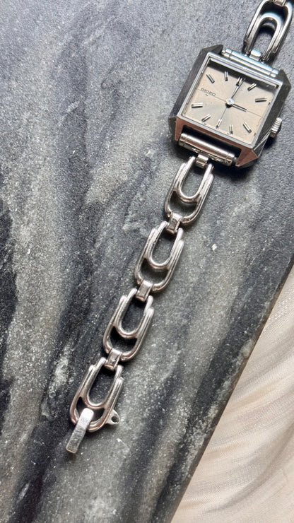 Super Rare 1970s Seiko Manual vintage watch