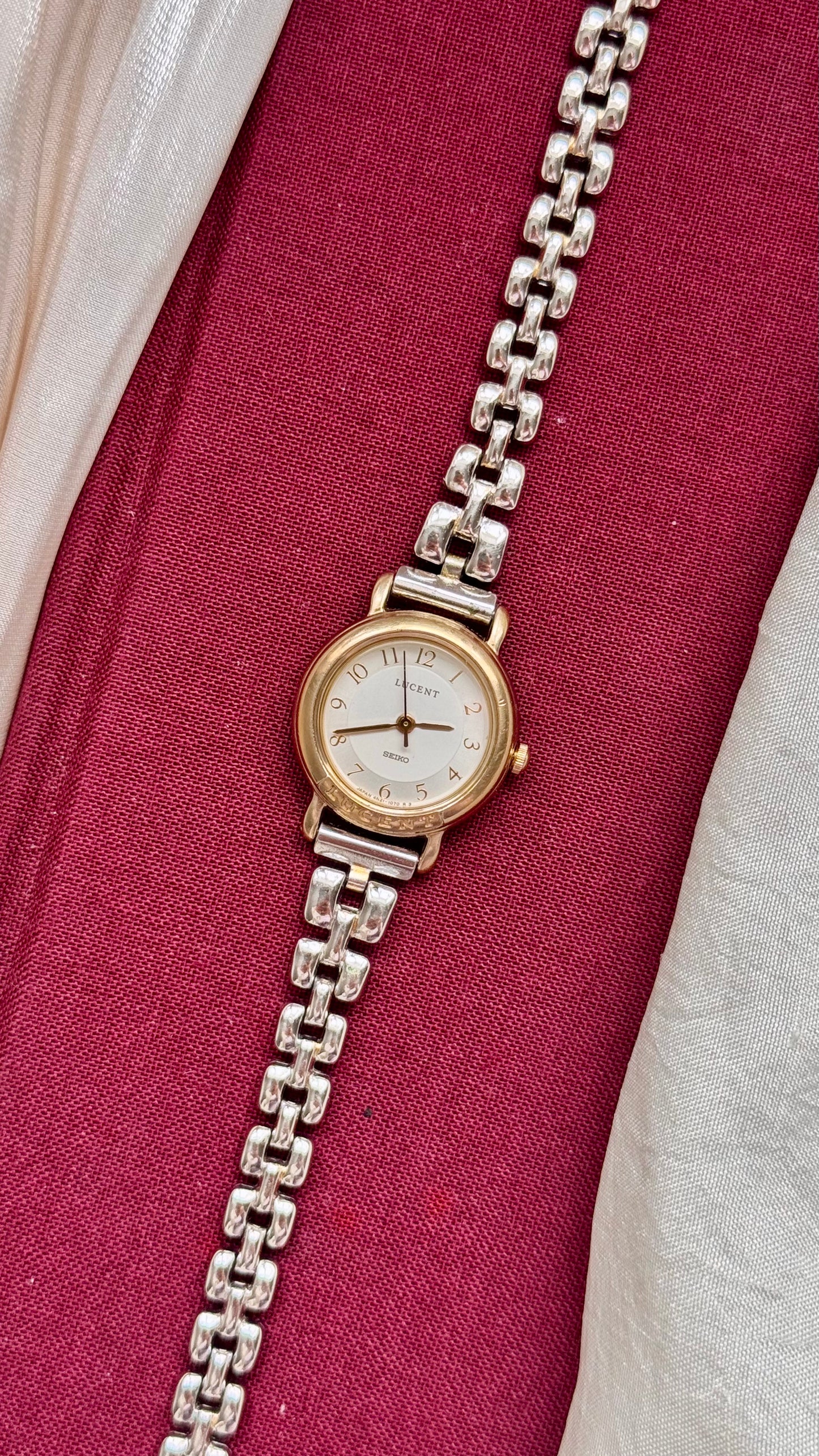 1991 Vintage Seiko Lucent Watch