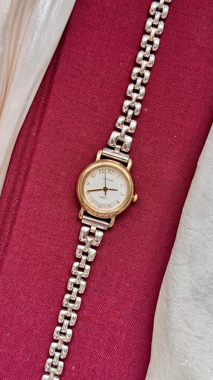 1991 Vintage Seiko Lucent Watch