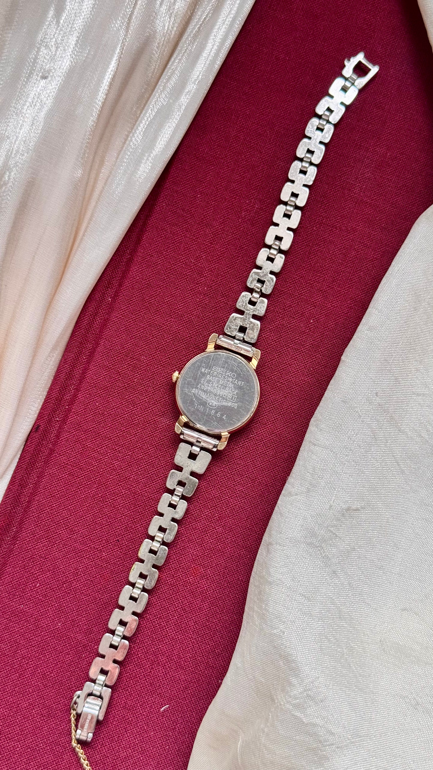 1991 Vintage Seiko Lucent Watch