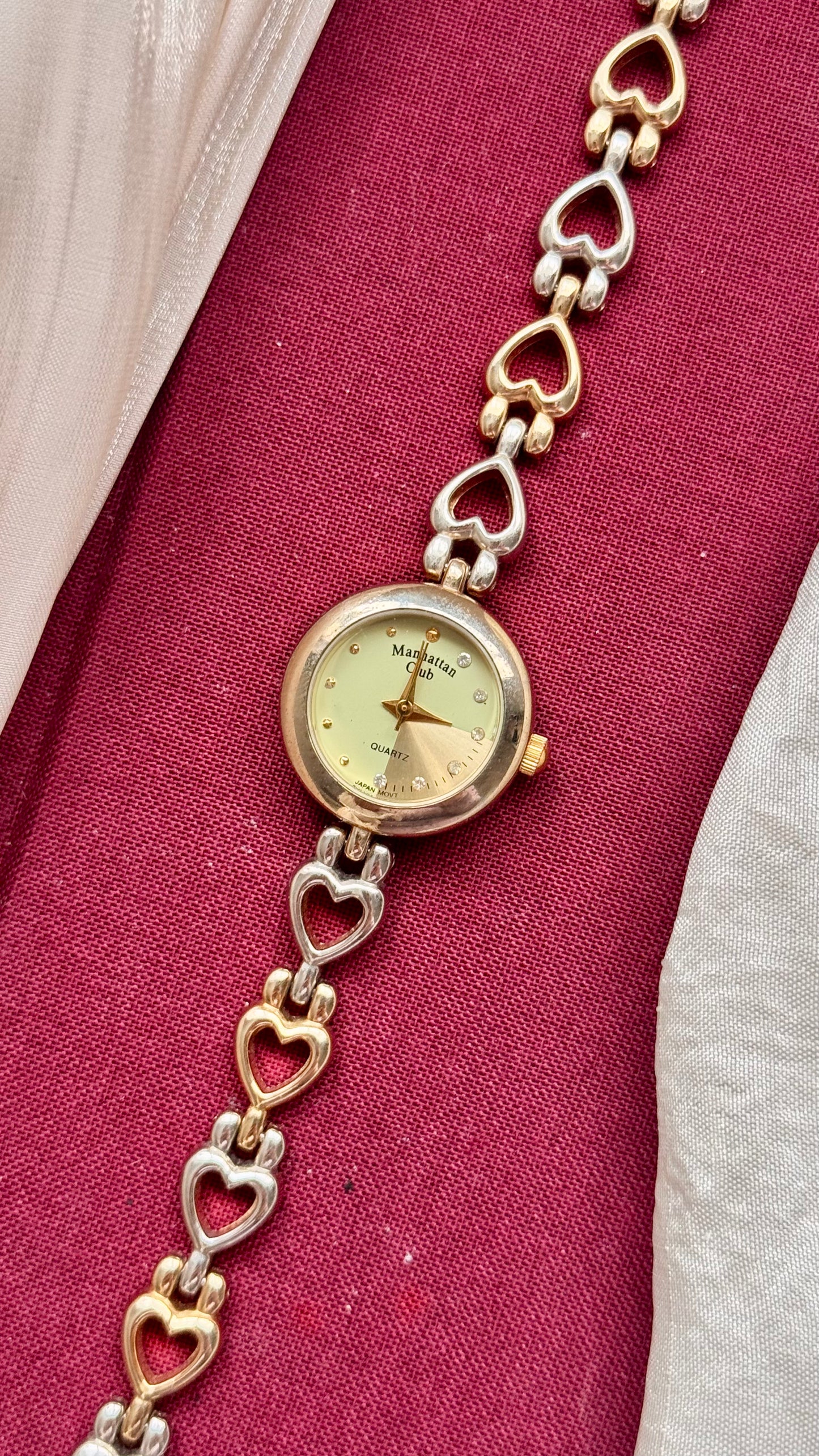 Vintage Manhattan Club Watch 1990s
