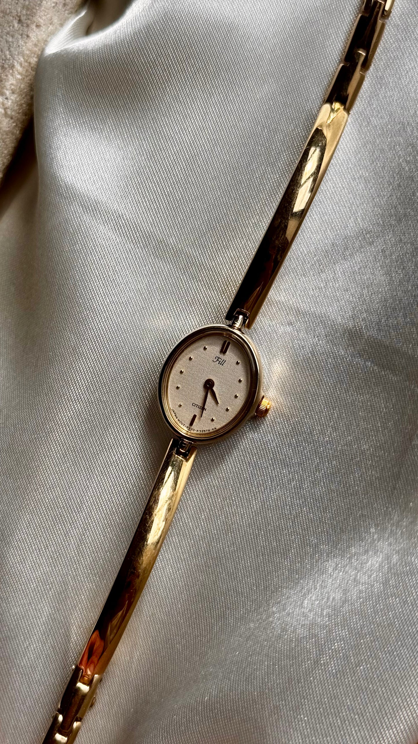 Oval Face - Vintage Citizen Fill Watch 1998, gold plated, near mint