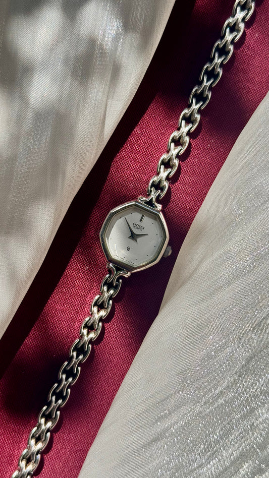 Citizen Dainty Bracelet Vintage Watch 1990s