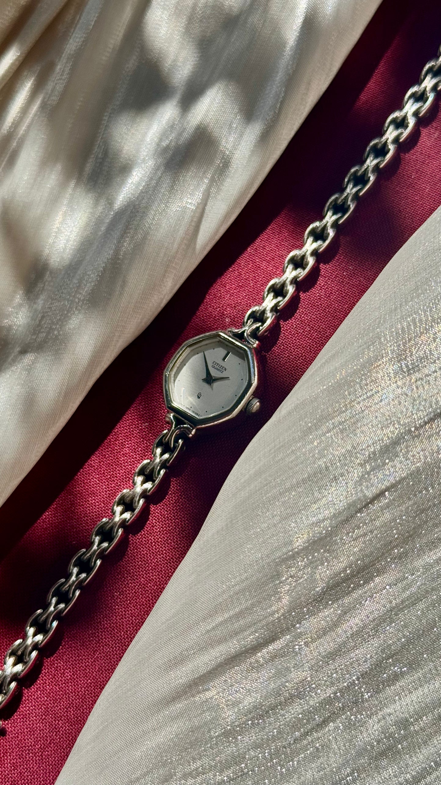 Citizen Dainty Bracelet Vintage Watch 1990s