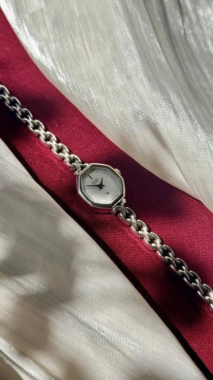 Citizen Dainty Bracelet Vintage Watch 1990s