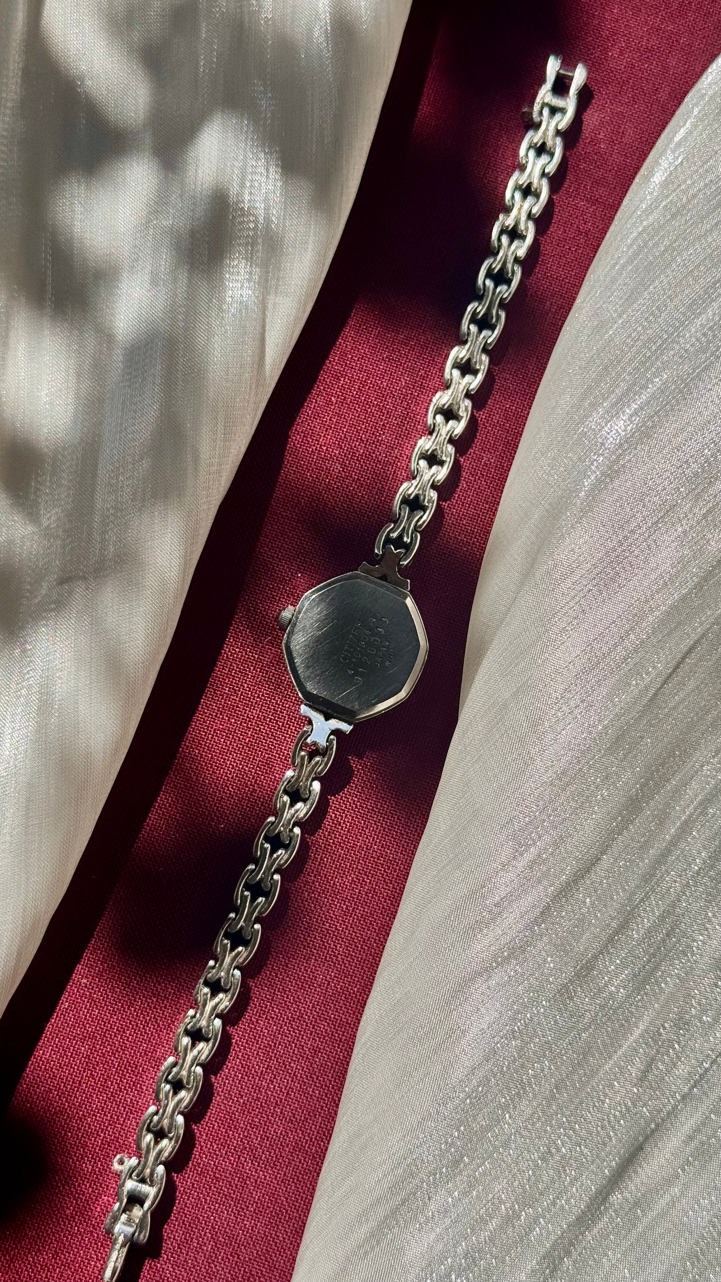 Citizen Dainty Bracelet Vintage Watch 1990s