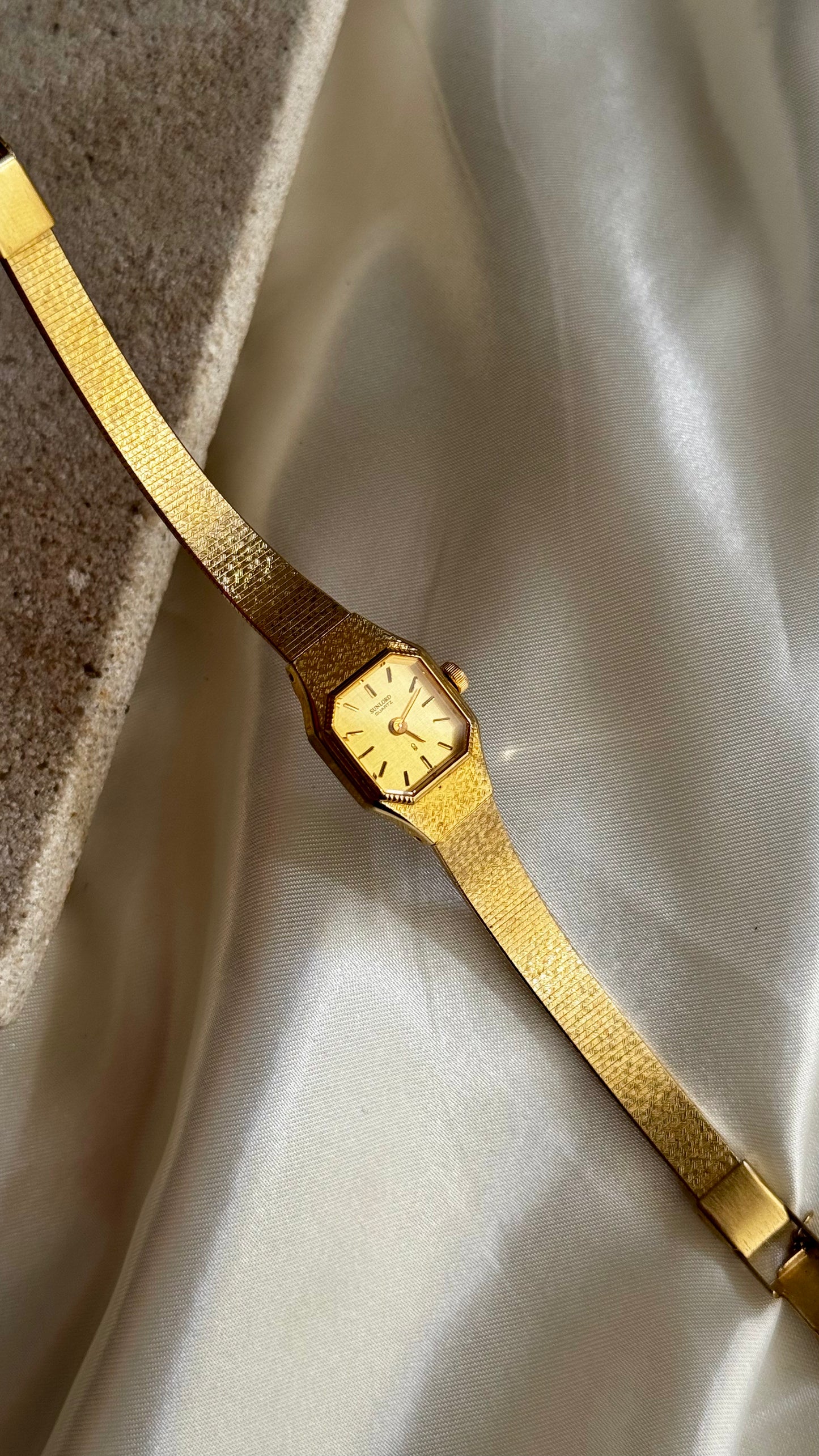 Vintage Seiko Sunlord Watch 1986, gold plated, mint condition