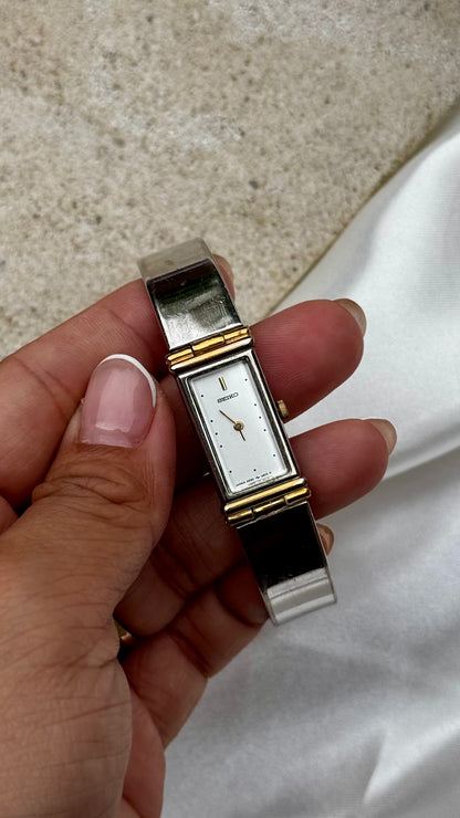 Super Rare Seiko Vintage Bangle Tank Watch 1996