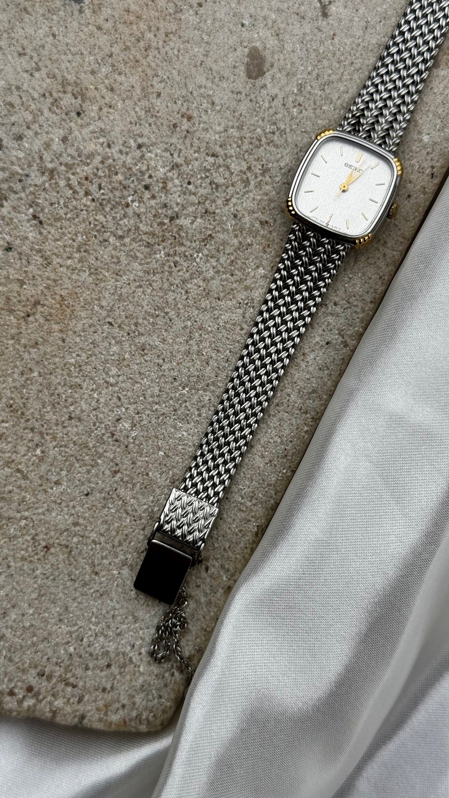 Vintage Seiko Watch 1988 - gold and white gold plated