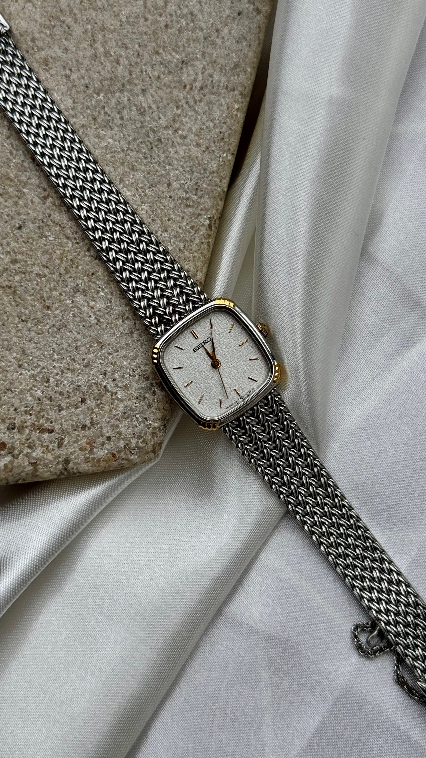 Vintage Seiko Watch 1988 - gold and white gold plated