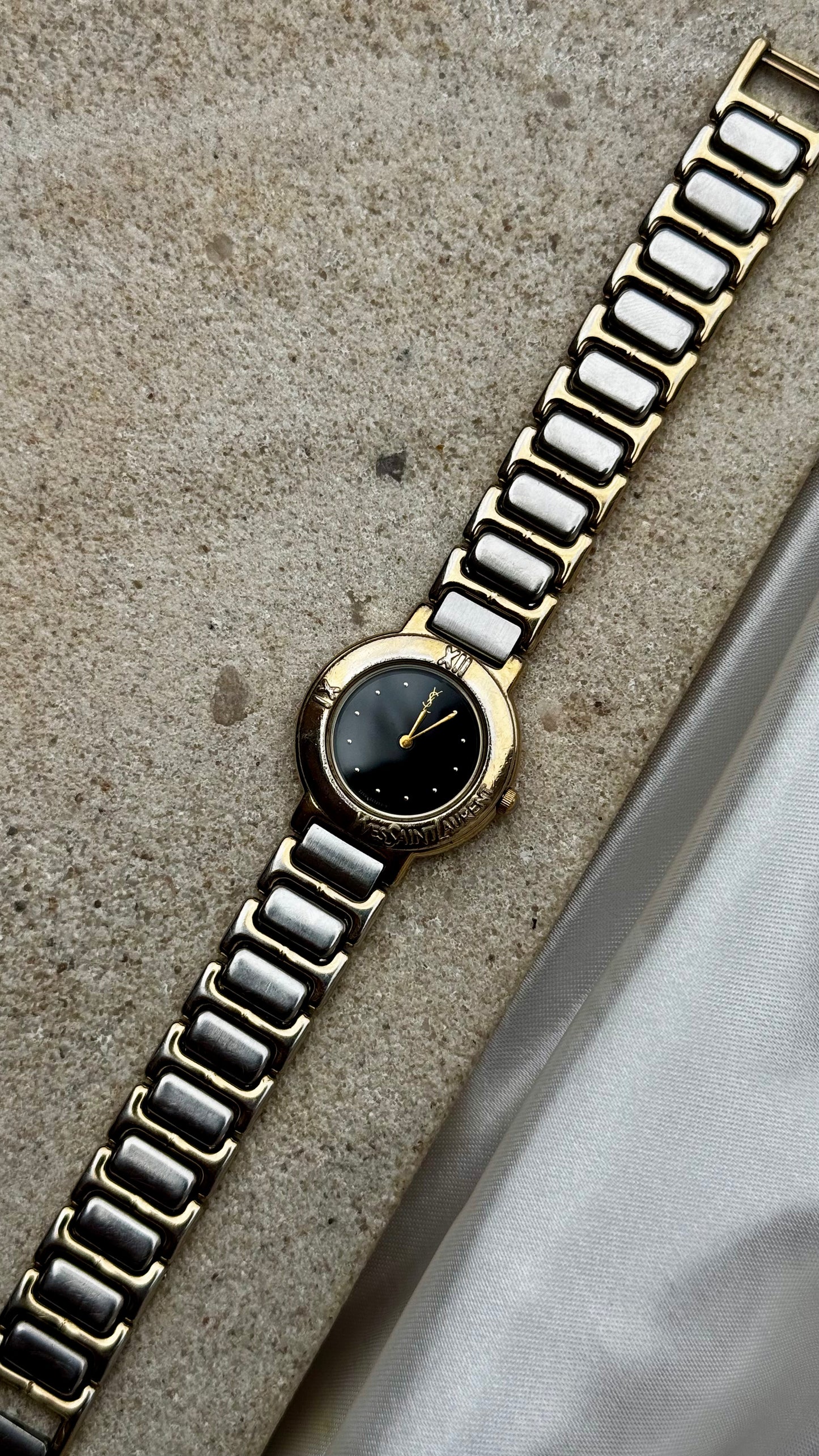Yves Saint Laurent vintage watch (YSL) 1992 - Black dial