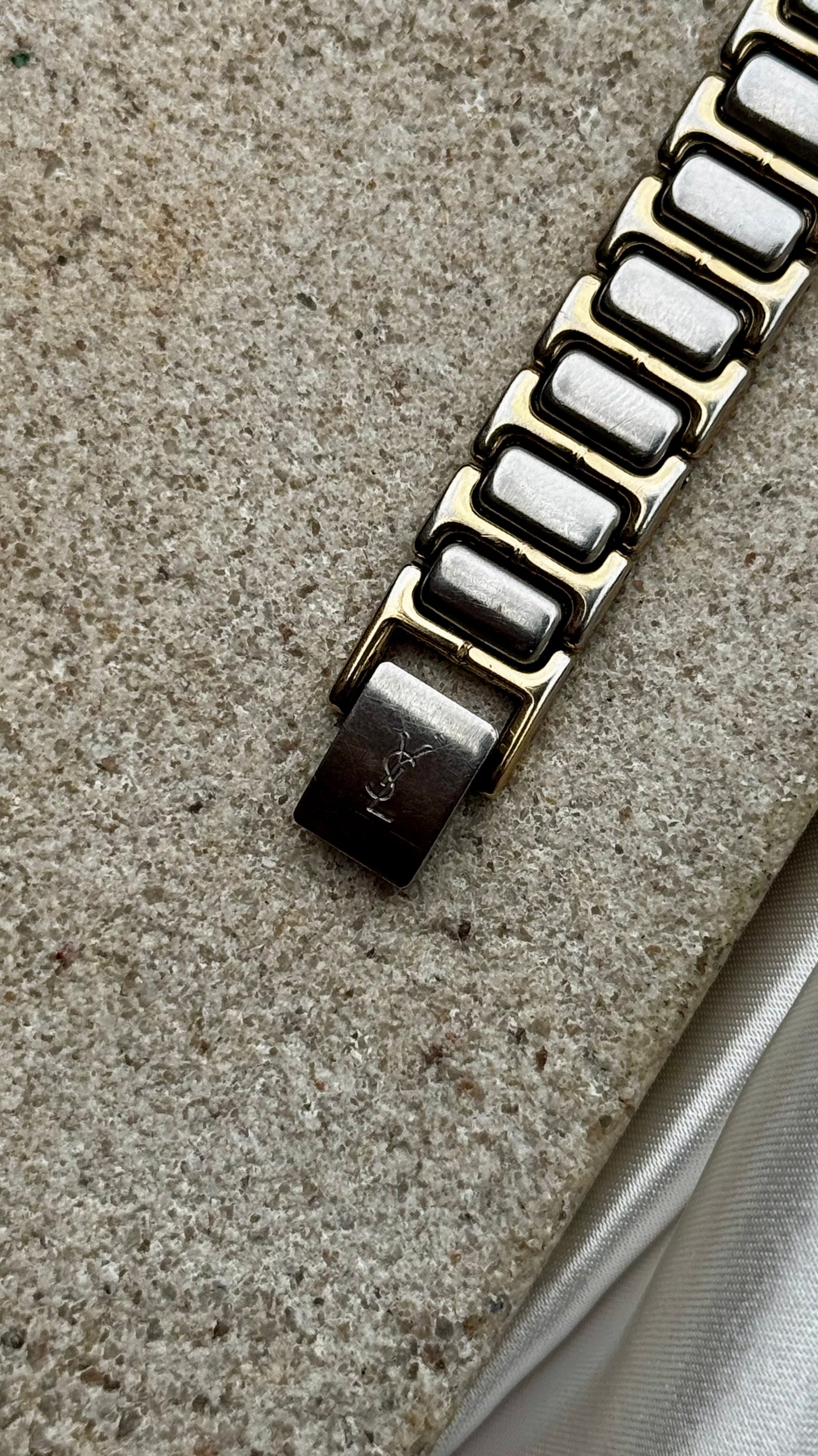 Yves Saint Laurent vintage watch (YSL) 1992 - Black dial