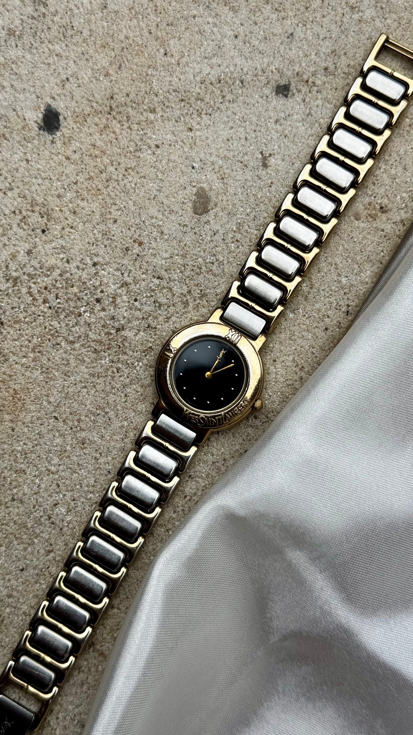 Yves Saint Laurent vintage watch (YSL) 1992 - Black dial