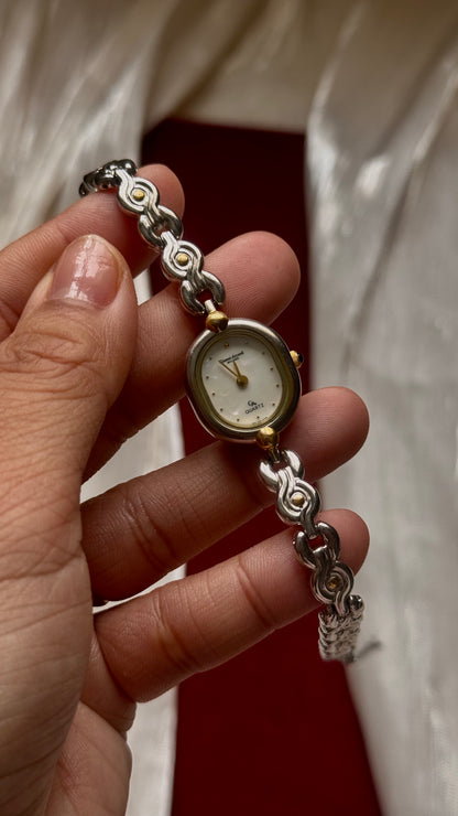 Gianni Accardi Vintage Watch 1990s - Mother of Pearl Dial