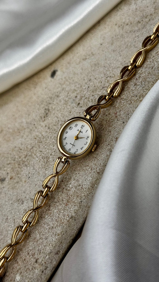 1999 Seiko Alba Vintage Watch, Oval Face