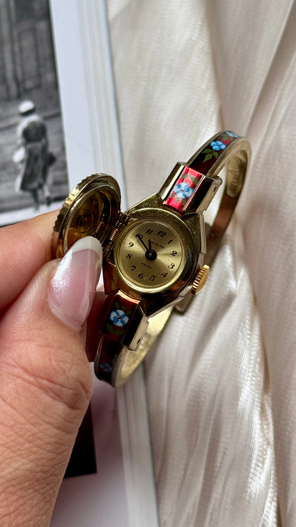 Lucerne Peekaboo vintage watch