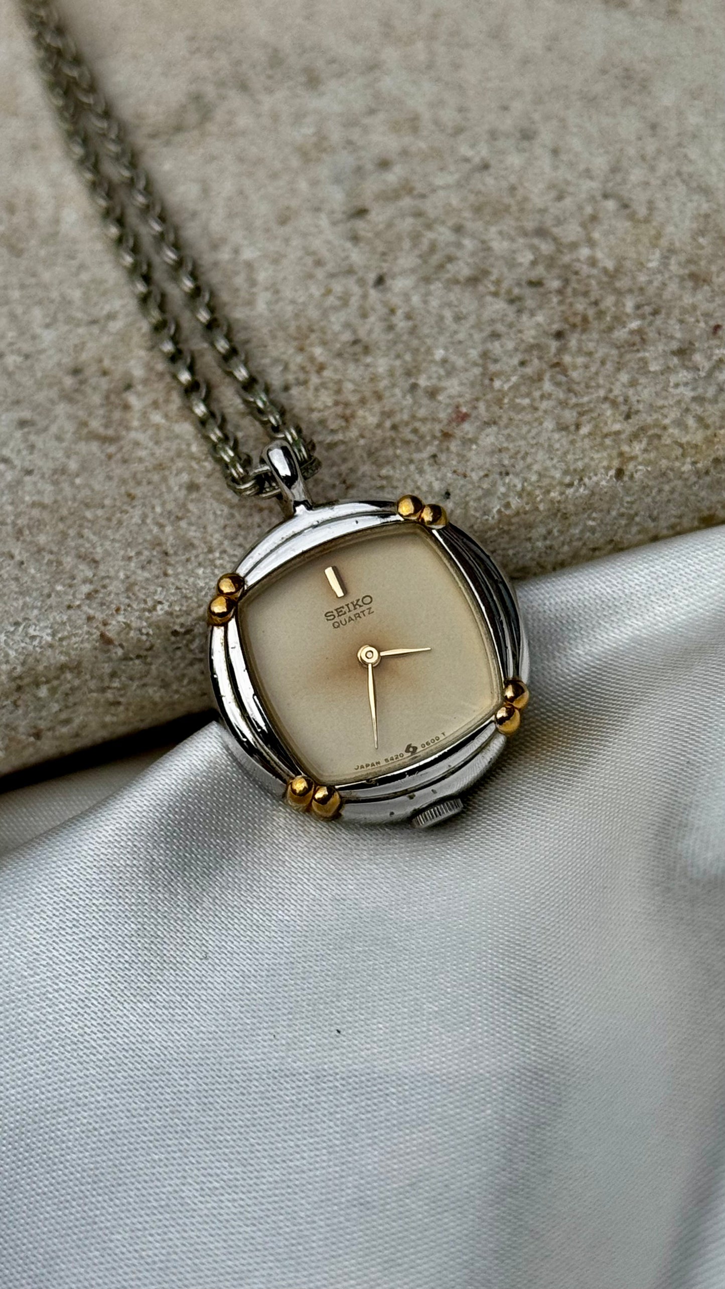 Seiko Pendant Watch 1982 - Gold Plated