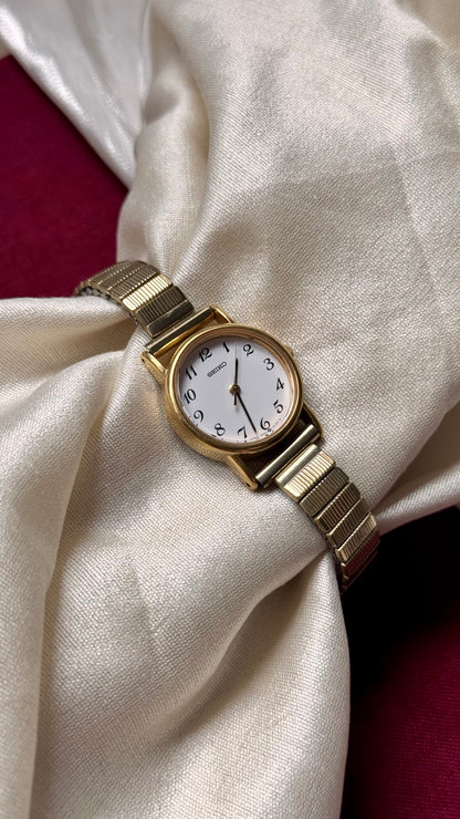 Seiko Vintage Watch 1996 - Stretch Band