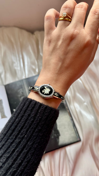 André Mouche Peekaboo vintage watch