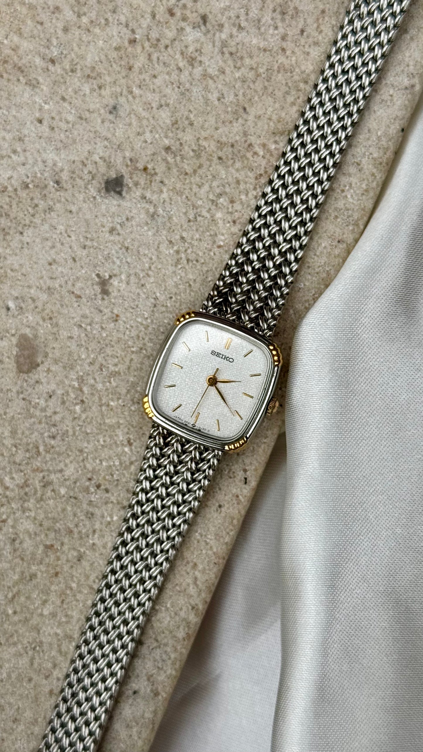Vintage Seiko Watch 1988 - gold and white gold plated