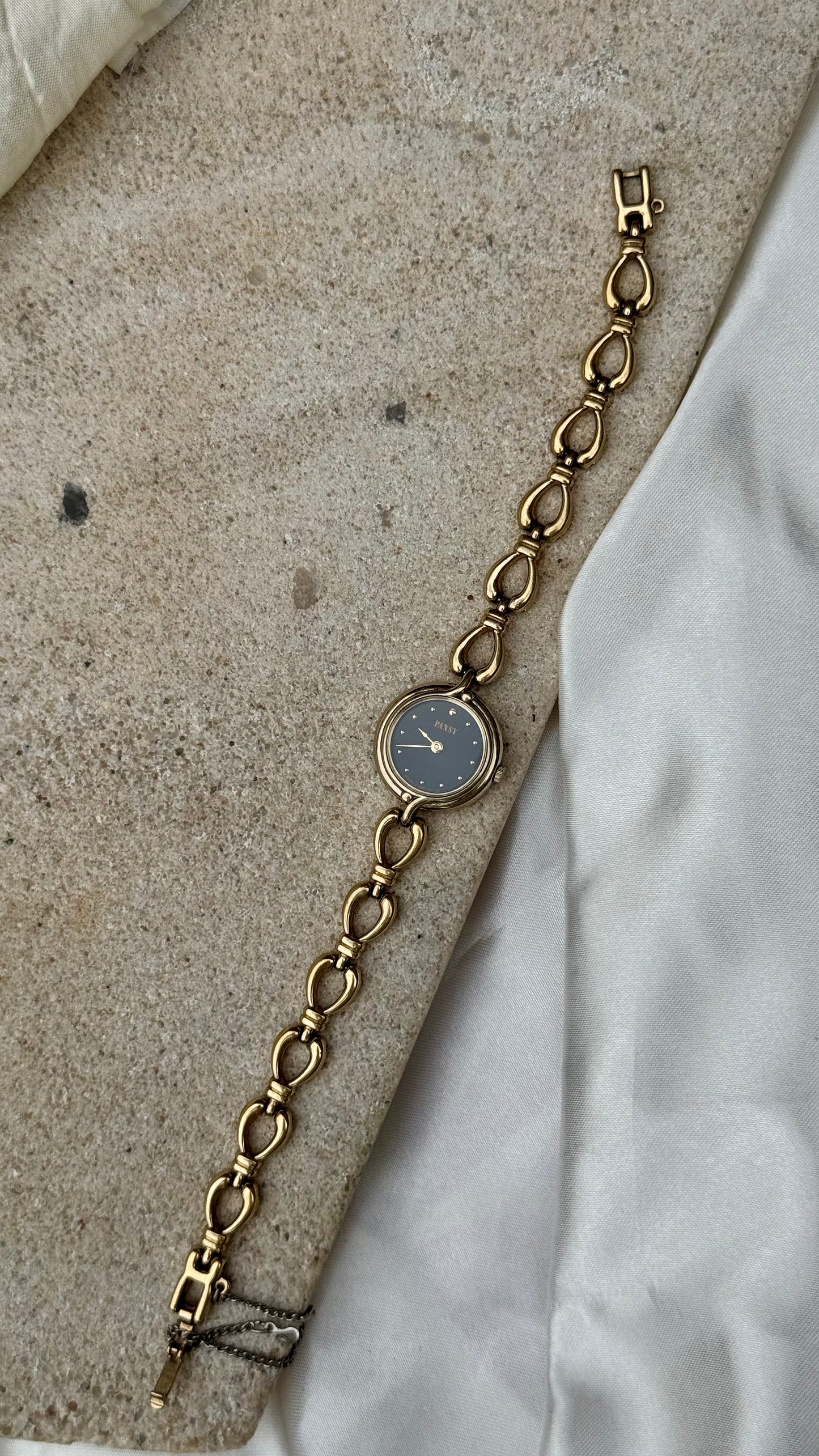 Ricoh Pansy Vintage Watch 1992 - Black Dial, Gold Plated