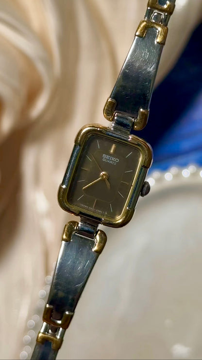 Vintage Seiko Watch 1982