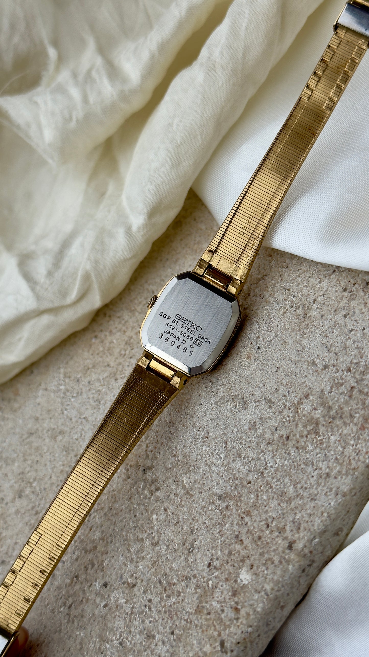 Vintage Seiko Integrated Woven Bracelet Watch 1983 - gold plated