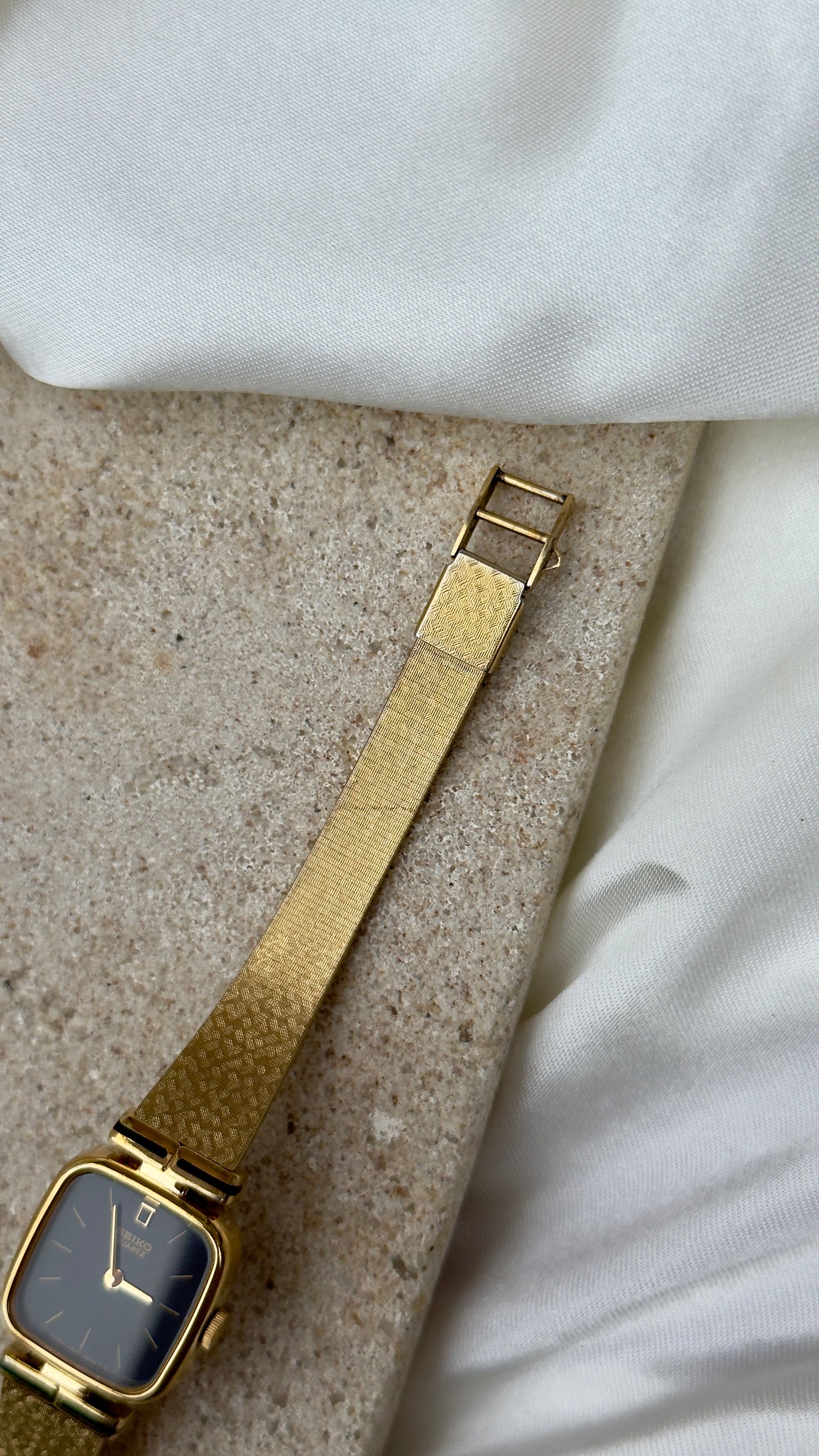 Vintage Seiko Integrated Bracelet Watch 1991 - gold plated
