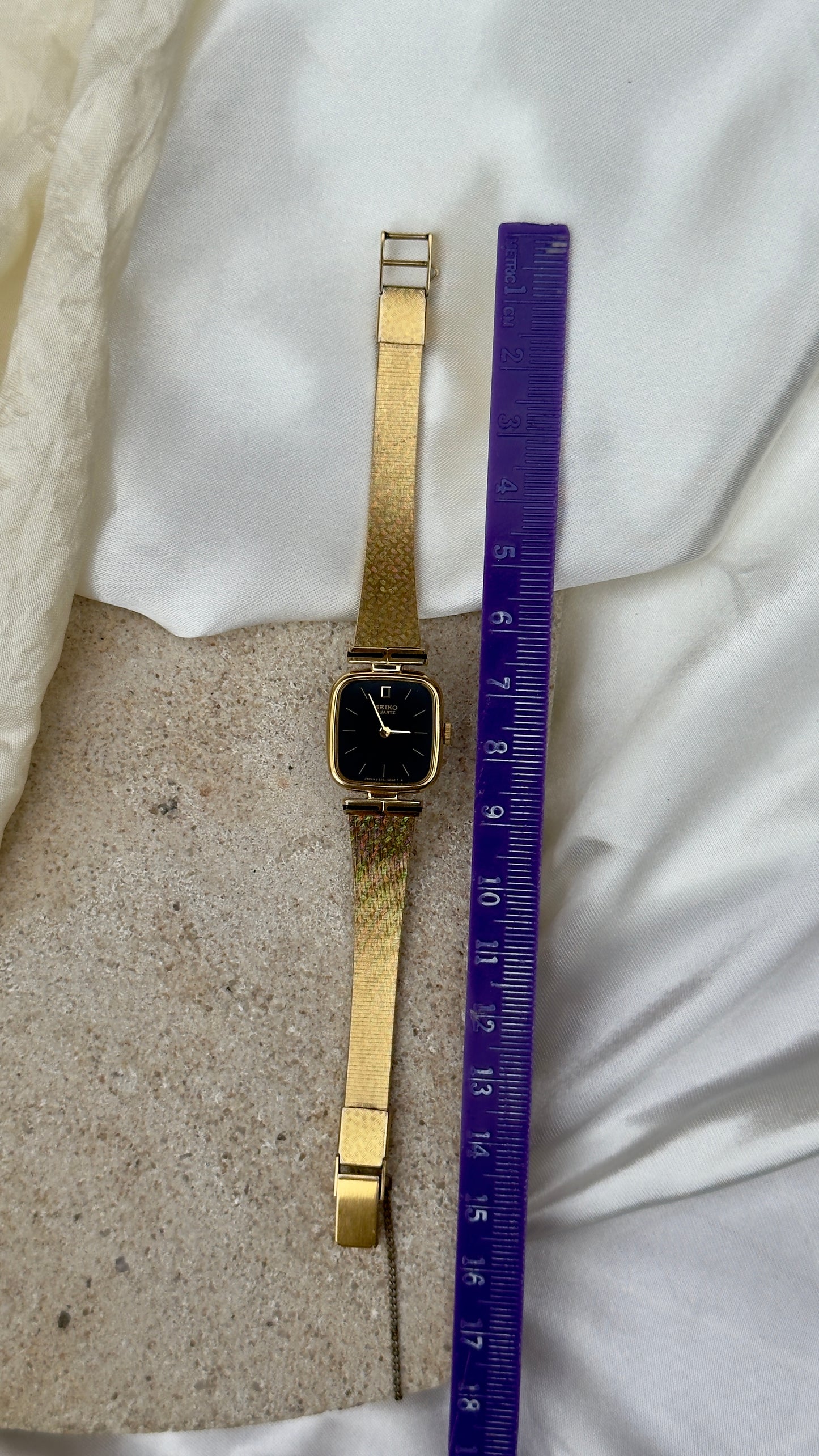 Vintage Seiko Integrated Bracelet Watch 1991 - gold plated