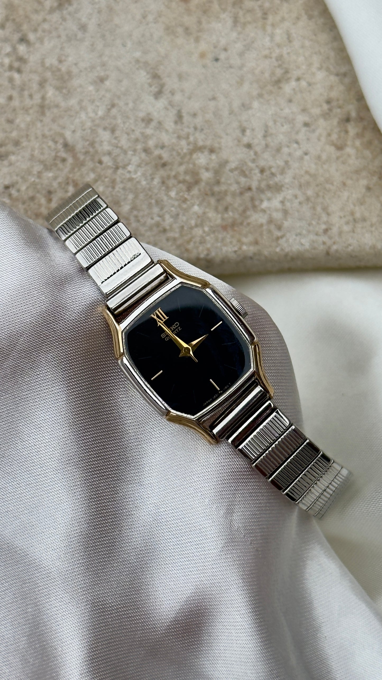 Octagon Seiko Vintage Watch 1993 - Black Dial