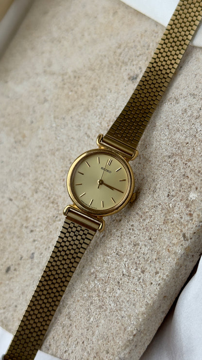 Seiko Mesh Bracelet Vintage Watch 1995 - Champagne Dial