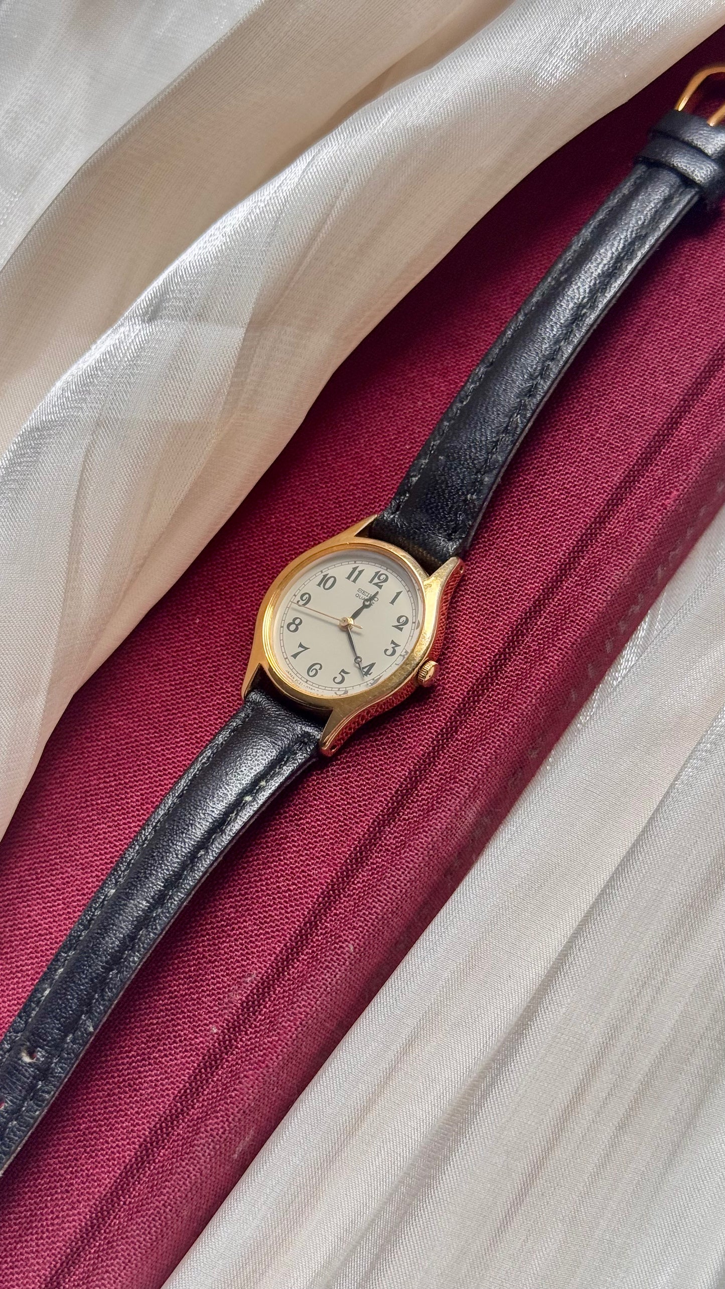 Seiko Vintage Watch 1994 - Original Buckle and Leather